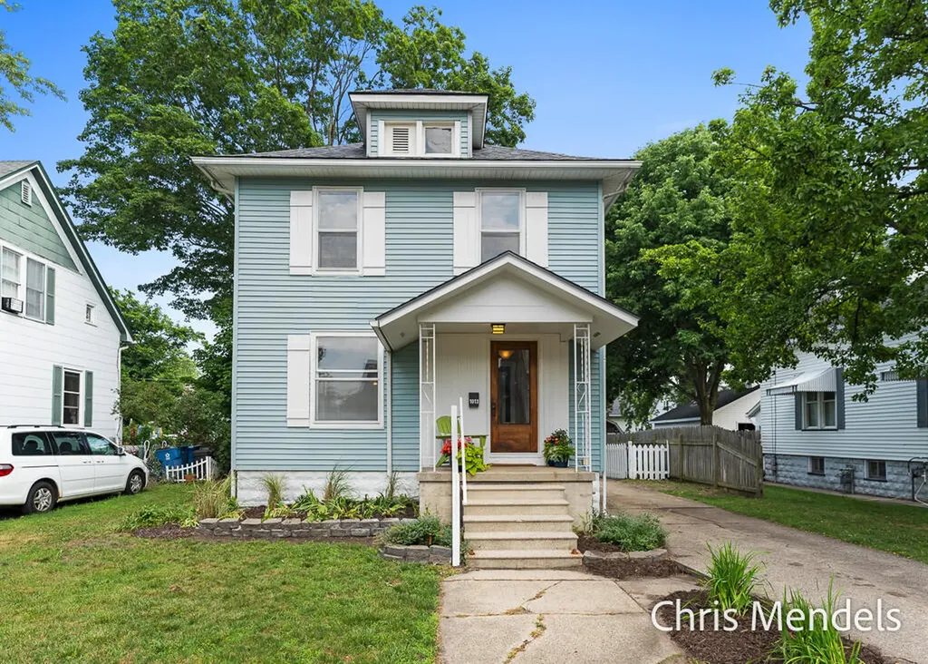 1013 Pennoyer Avenue Grand Haven City MI 49417