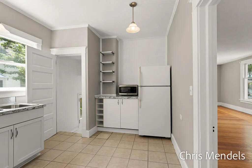 1013 Pennoyer Avenue Grand Haven City MI 49417