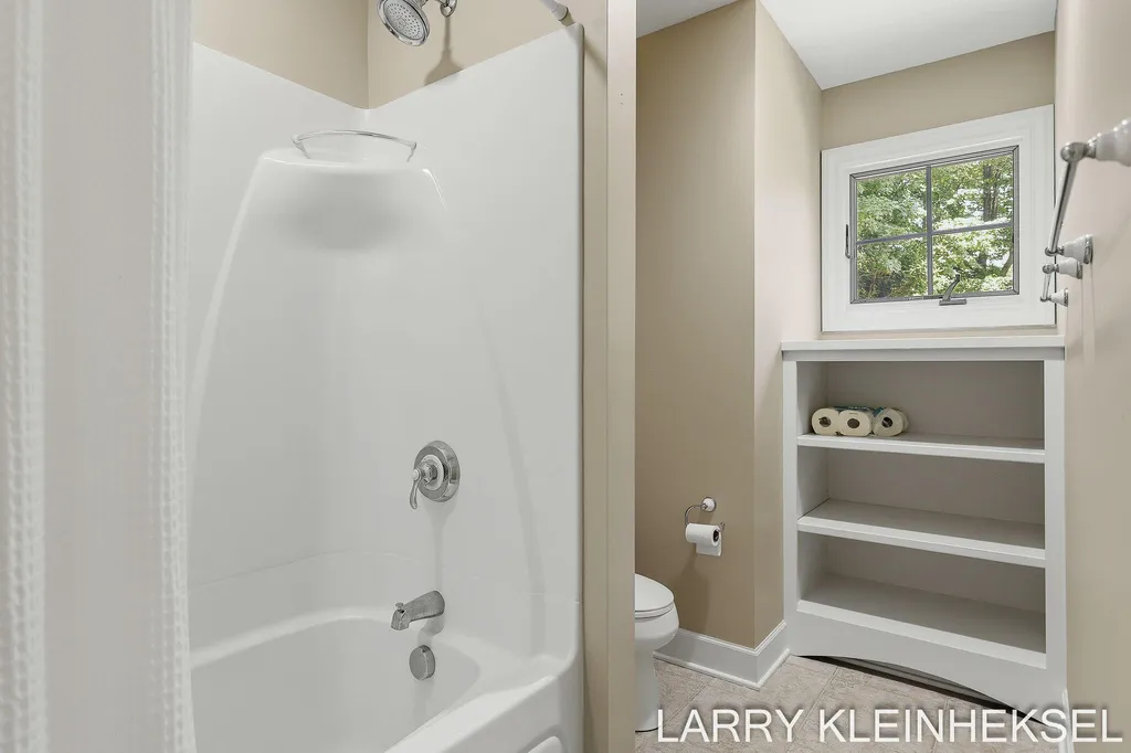 5645 N Lakeshore Drive Port Sheldon Township MI 49424