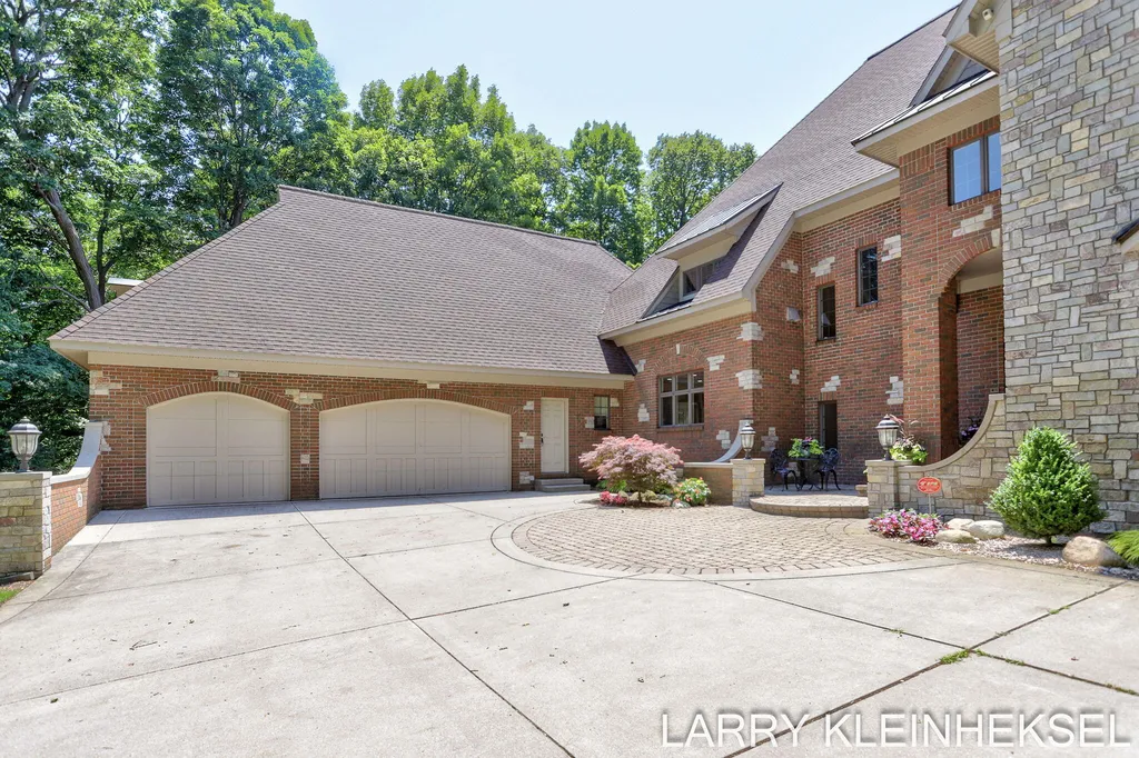 5645 N Lakeshore Drive Port Sheldon Township MI 49424