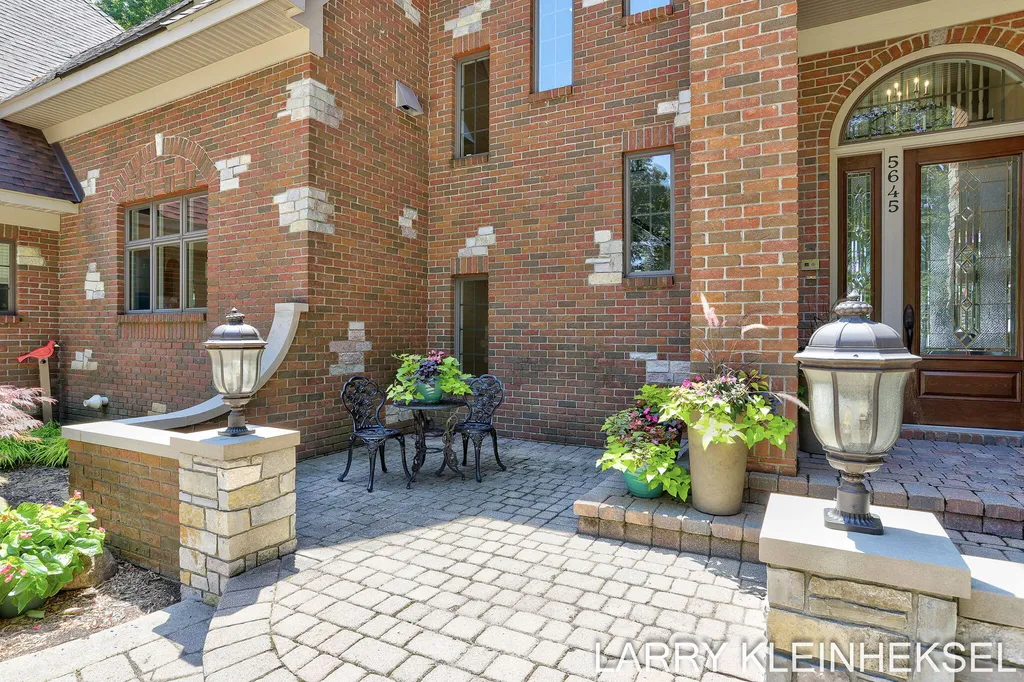 5645 N Lakeshore Drive Port Sheldon Township MI 49424