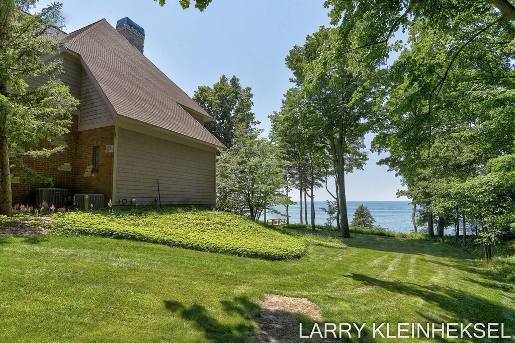 5645 N Lakeshore Drive Port Sheldon Township MI 49424