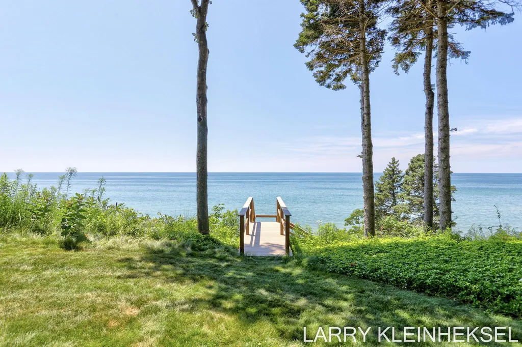 5645 N Lakeshore Drive Port Sheldon Township MI 49424