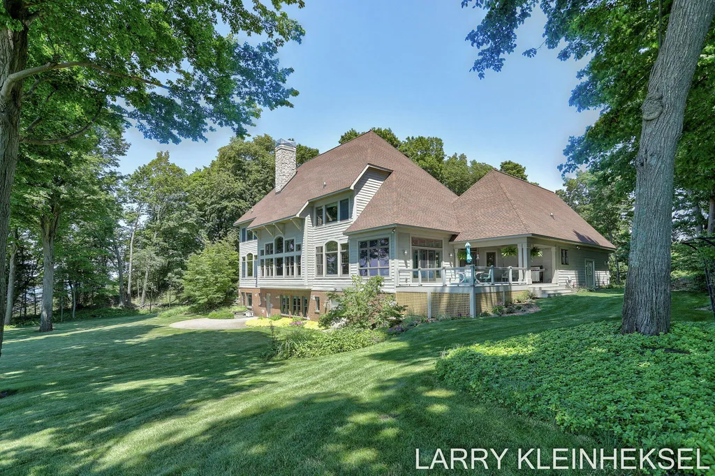 5645 N Lakeshore Drive Port Sheldon Township MI 49424