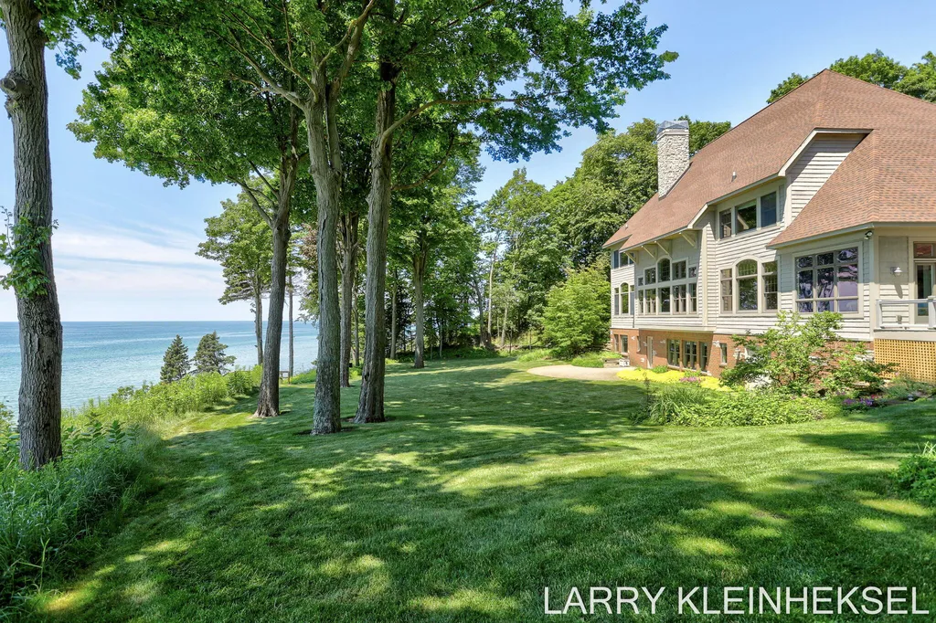 5645 N Lakeshore Drive Port Sheldon Township MI 49424