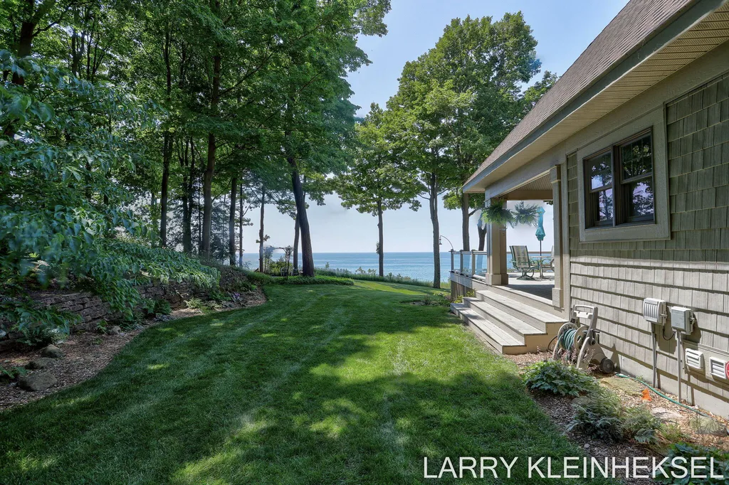 5645 N Lakeshore Drive Port Sheldon Township MI 49424