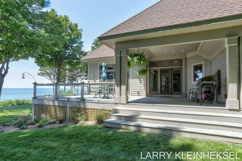 5645 N Lakeshore Drive Port Sheldon Township MI 49424