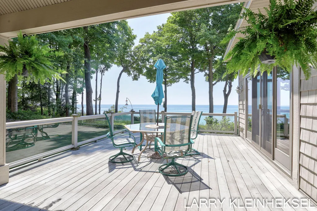 5645 N Lakeshore Drive Port Sheldon Township MI 49424