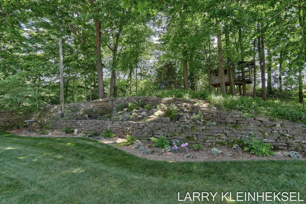 5645 N Lakeshore Drive Port Sheldon Township MI 49424