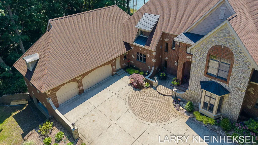 5645 N Lakeshore Drive Port Sheldon Township MI 49424