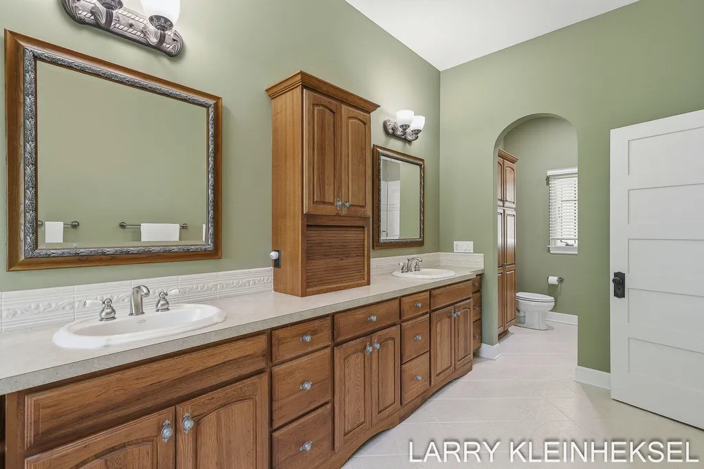 5645 N Lakeshore Drive Port Sheldon Township MI 49424