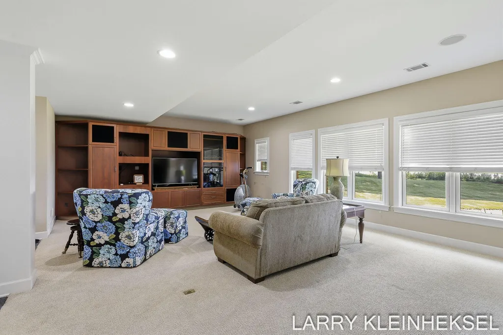 5645 N Lakeshore Drive Port Sheldon Township MI 49424
