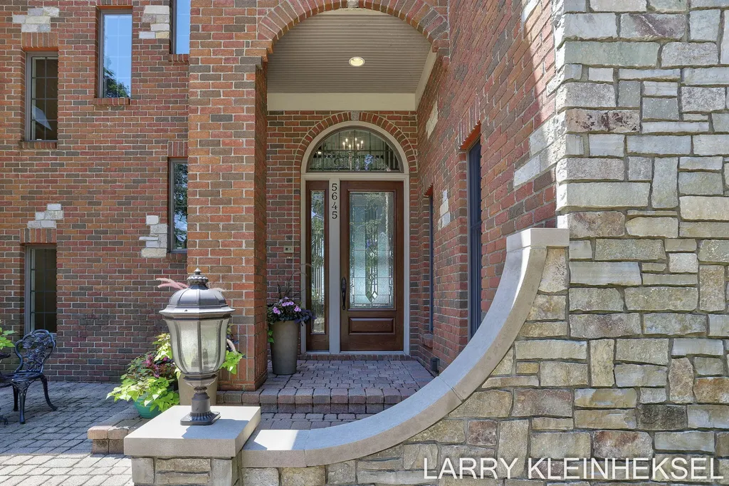 5645 N Lakeshore Drive Port Sheldon Township MI 49424