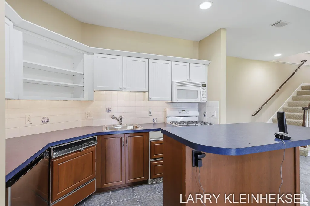 5645 N Lakeshore Drive Port Sheldon Township MI 49424
