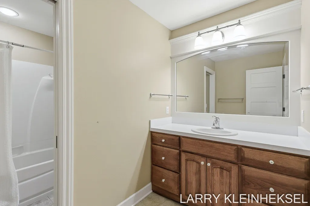 5645 N Lakeshore Drive Port Sheldon Township MI 49424