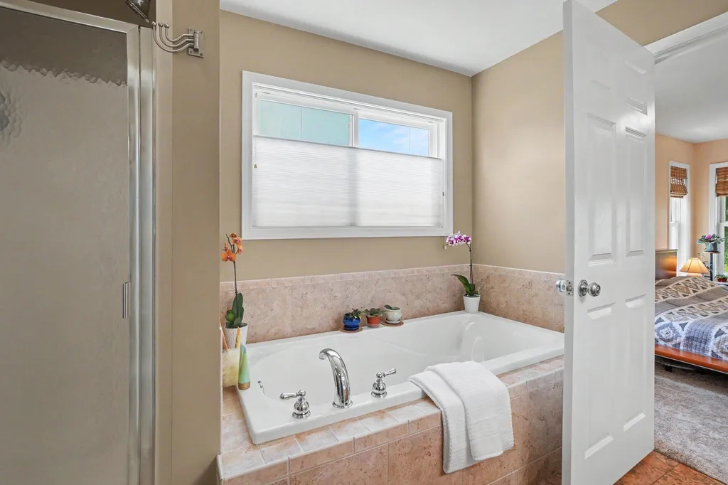 1433 Hillridge Way Holland Charter Township MI 49464