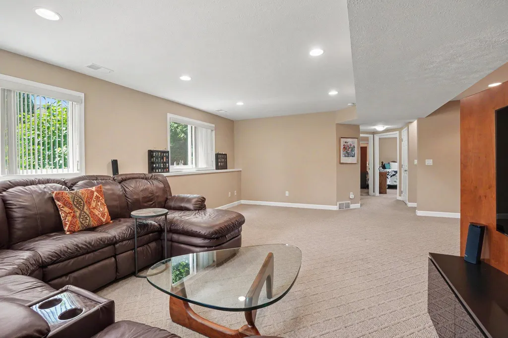 1433 Hillridge Way Holland Charter Township MI 49464