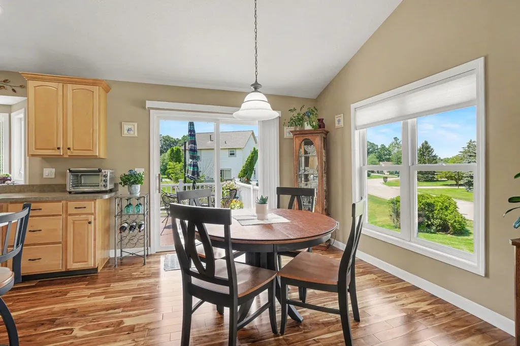 1433 Hillridge Way Holland Charter Township MI 49464
