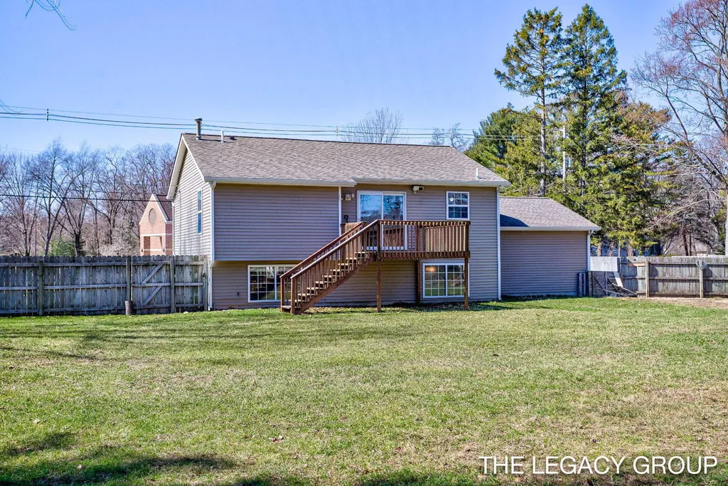 651 S 160th Avenue Park Township MI 49423