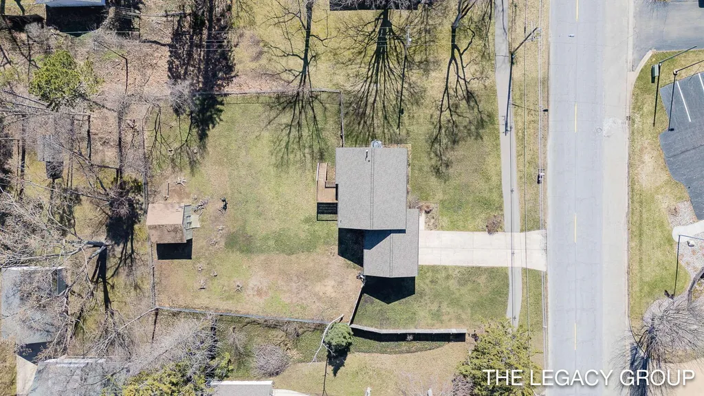651 S 160th Avenue Park Township MI 49423