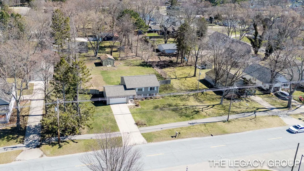 651 S 160th Avenue Park Township MI 49423
