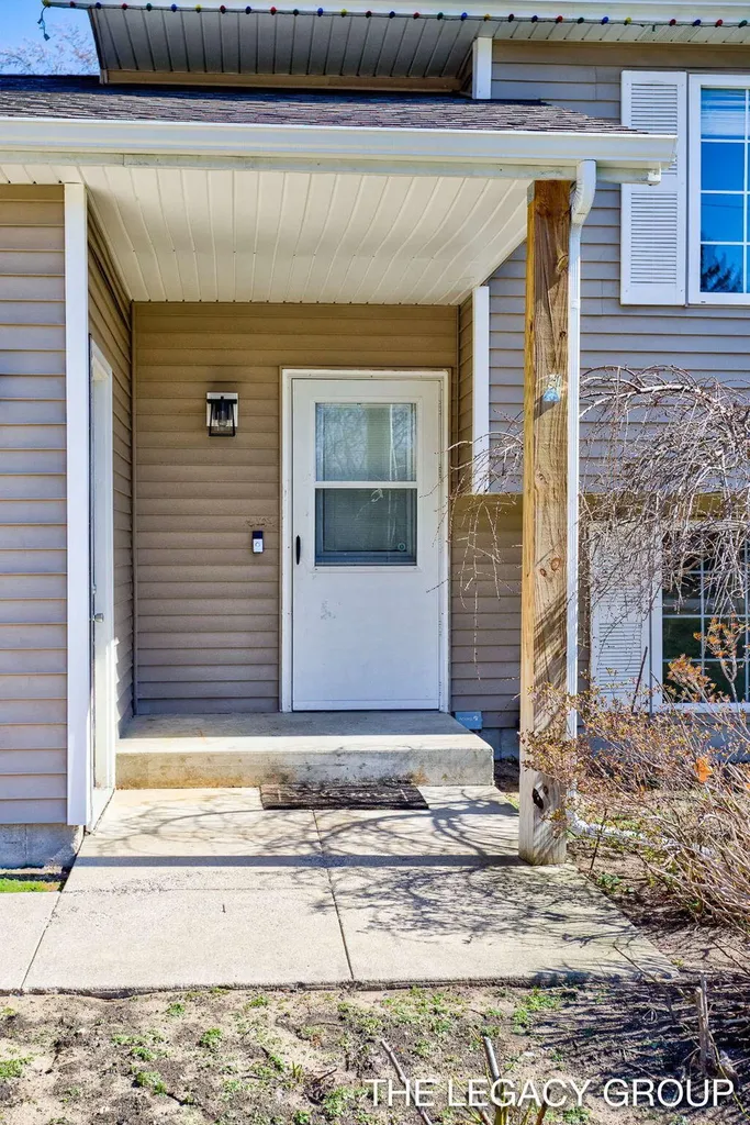 651 S 160th Avenue Park Township MI 49423