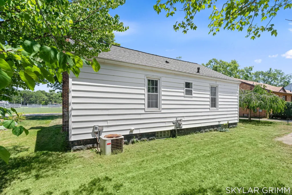 701 Fowler Street North Muskegon City MI 49445