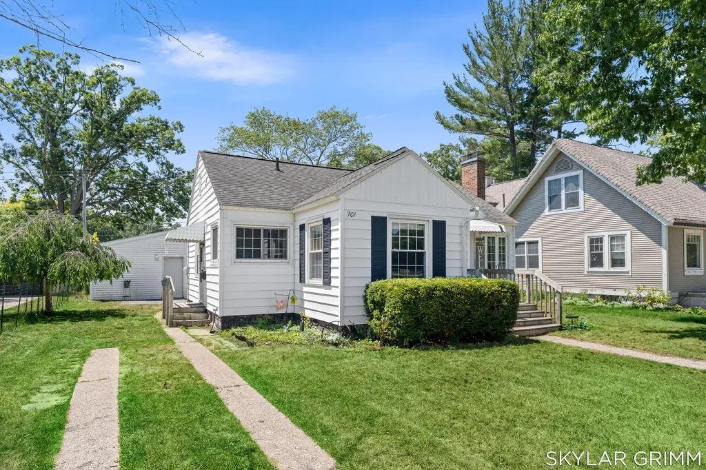 701 Fowler Street North Muskegon City MI 49445