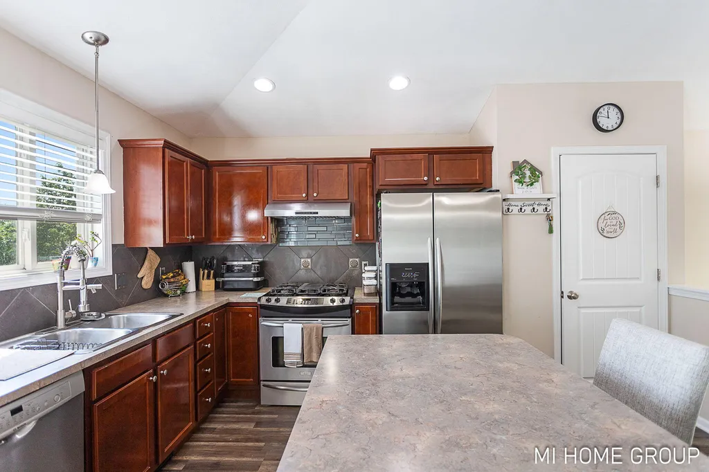 3538 Snip Drive Holland Charter Township MI 49424