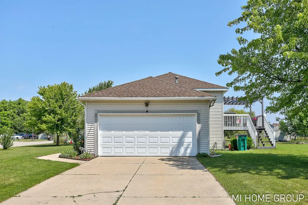 3538 Snip Drive Holland Charter Township MI 49424