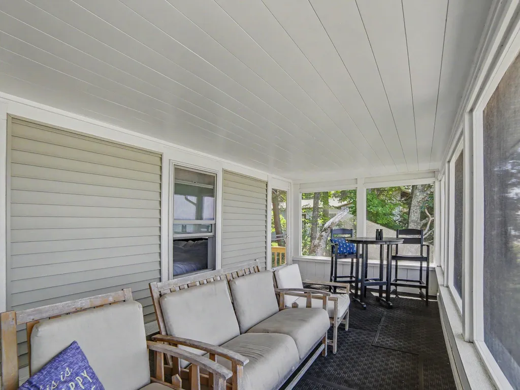 11775 S Valley Road White River Township MI 49437