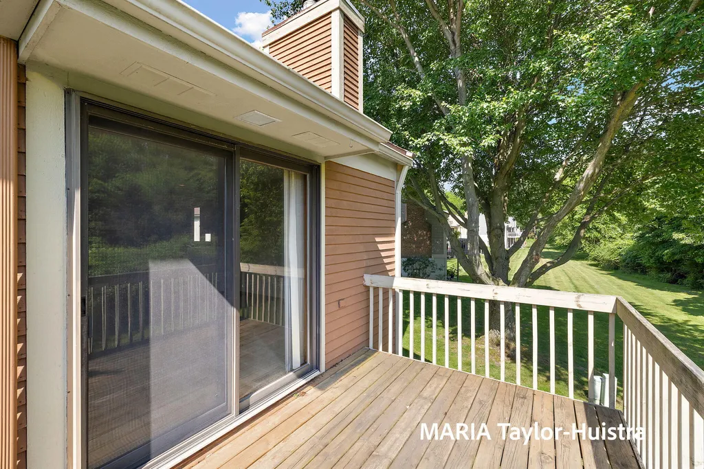 17515 Meadow Wood Road Ferrysburg City MI 49456
