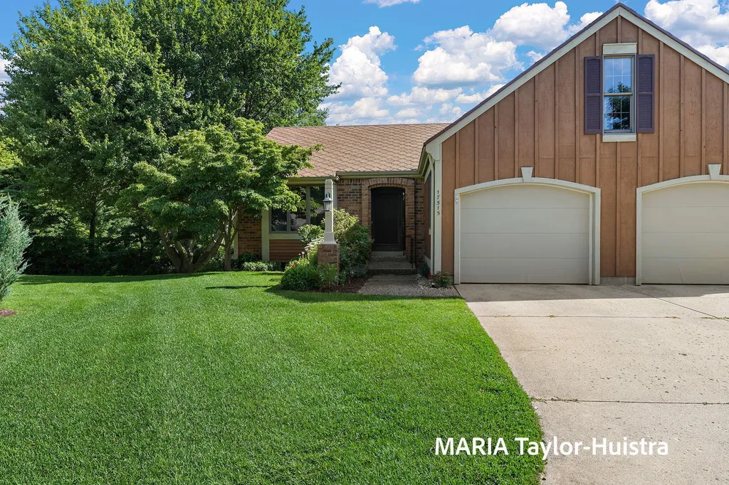 17515 Meadow Wood Road Ferrysburg City MI 49456