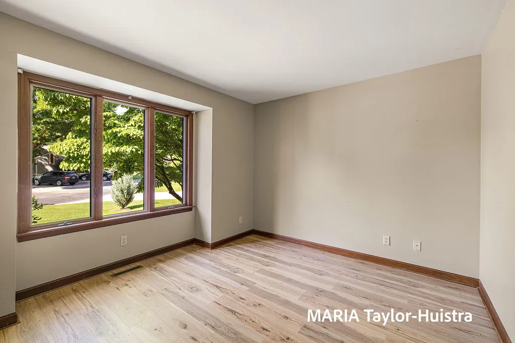 17515 Meadow Wood Road Ferrysburg City MI 49456