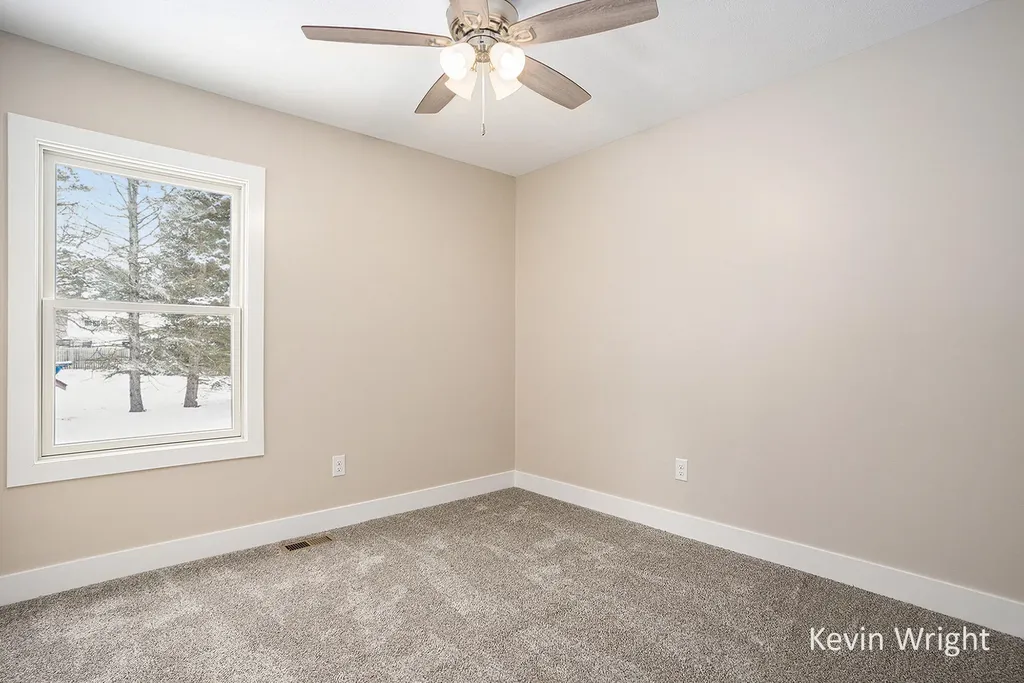 877 Amity Avenue Muskegon City MI 49442
