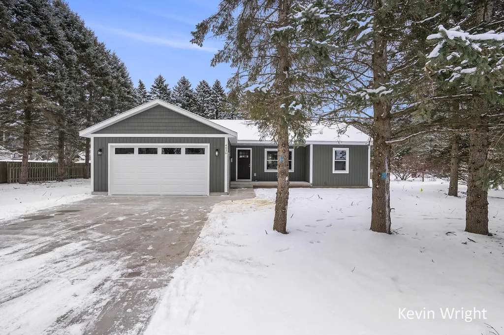 877 Amity Avenue Muskegon City MI 49442