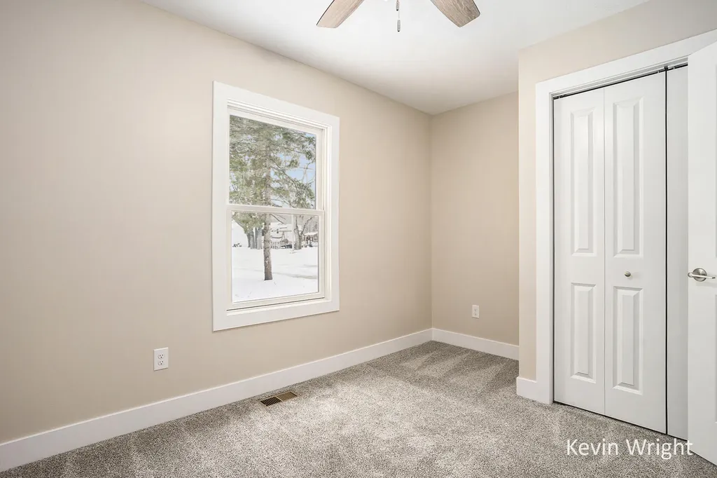 877 Amity Avenue Muskegon City MI 49442
