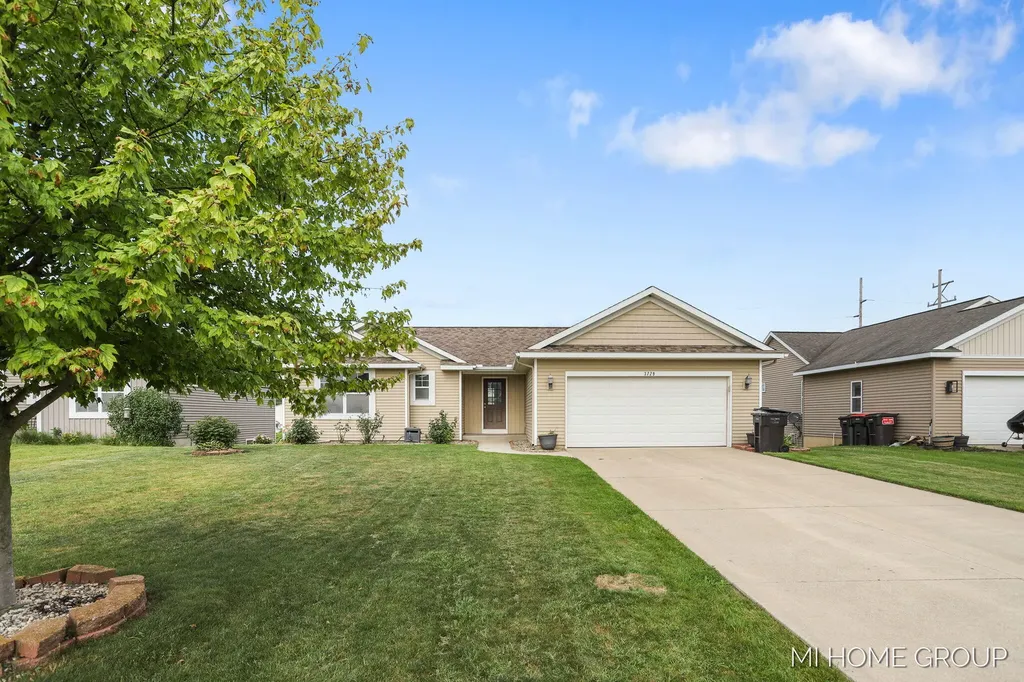 3729 Hickoryrow Court Holland Charter Township MI 49424