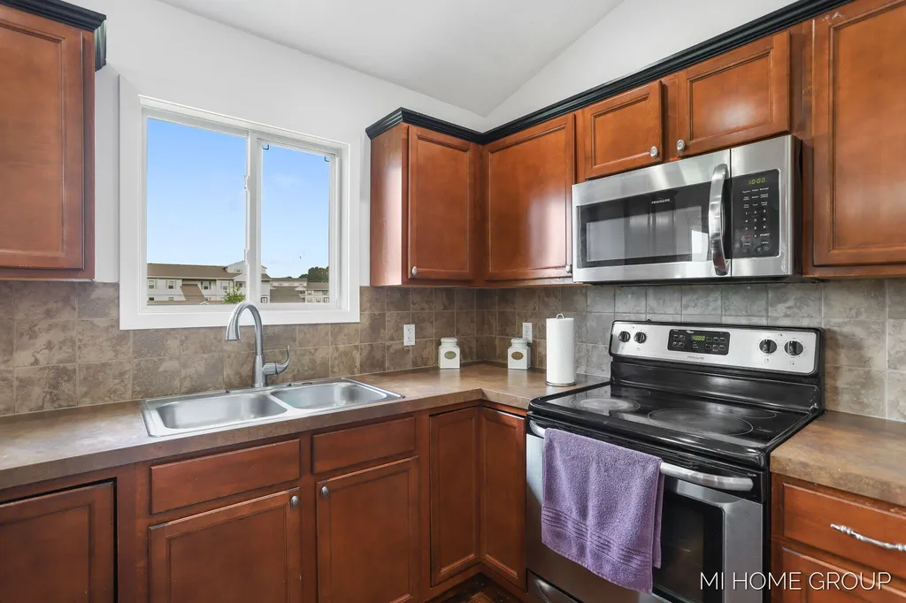 3729 Hickoryrow Court Holland Charter Township MI 49424