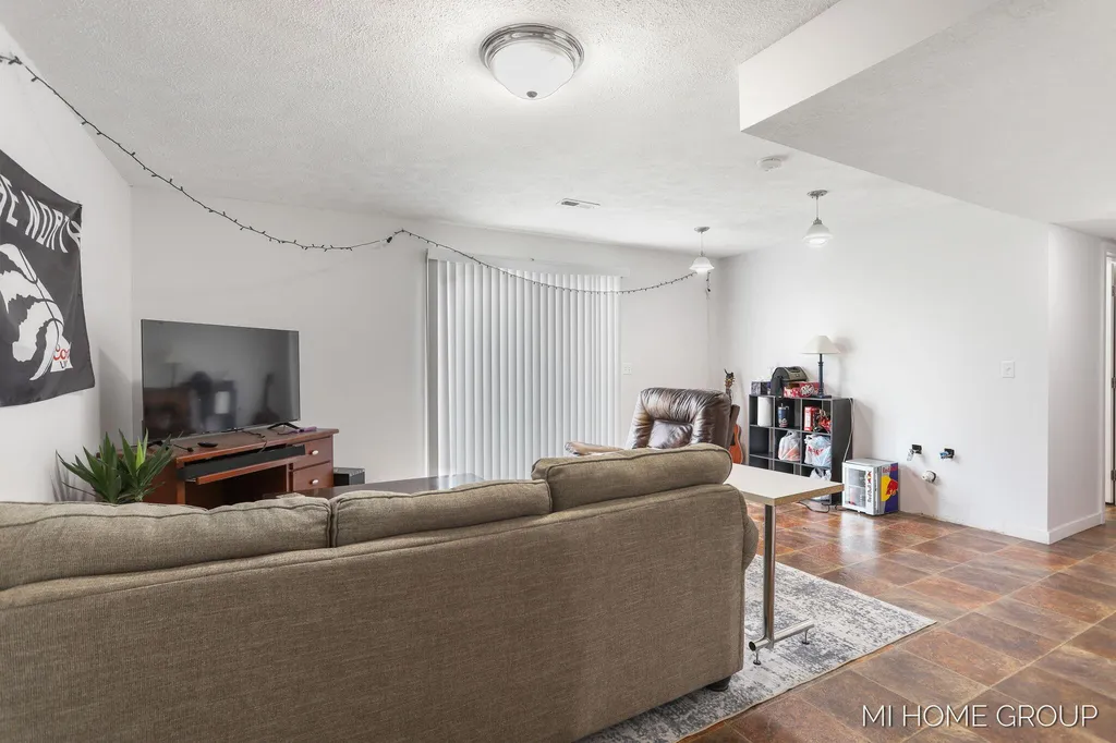 3729 Hickoryrow Court Holland Charter Township MI 49424