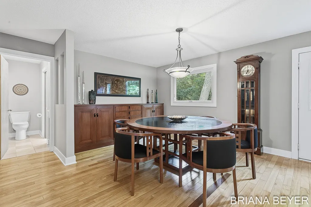 15353 Timber Ridge Lane Park Township MI 49424
