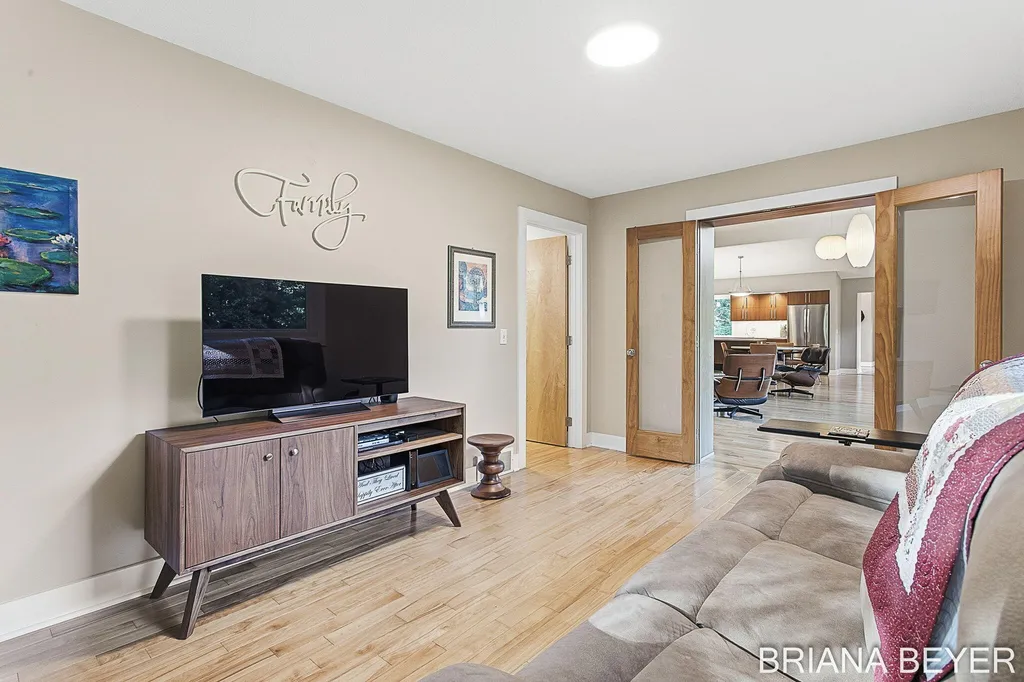 15353 Timber Ridge Lane Park Township MI 49424