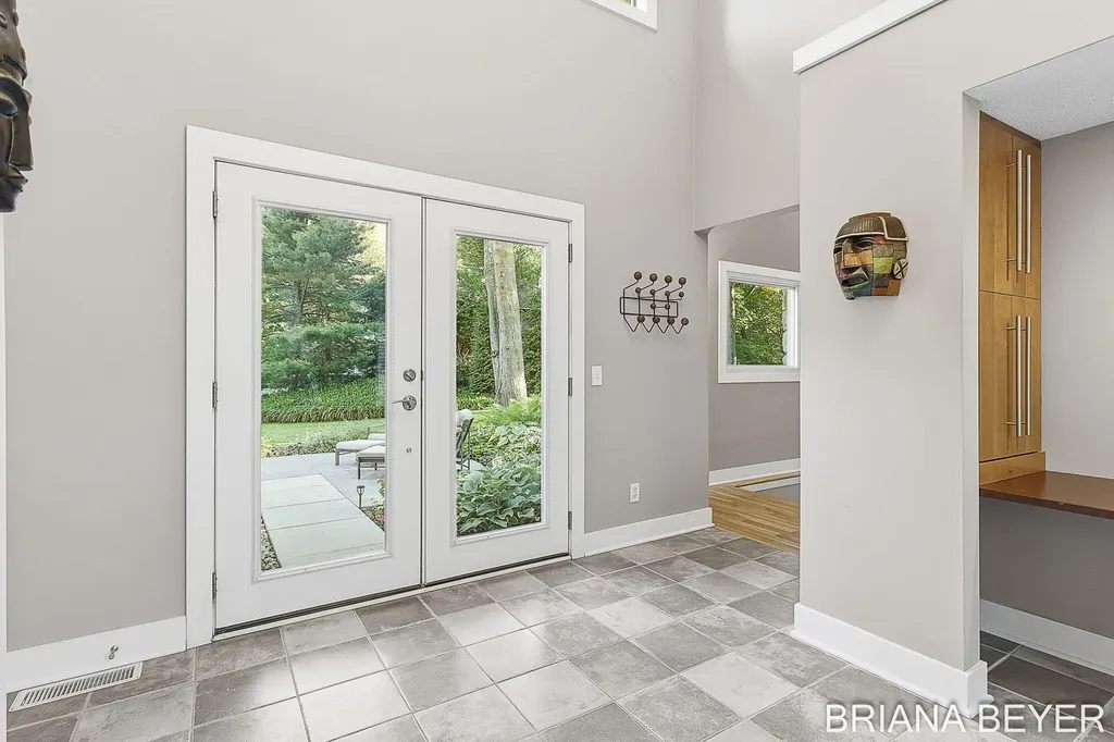 15353 Timber Ridge Lane Park Township MI 49424