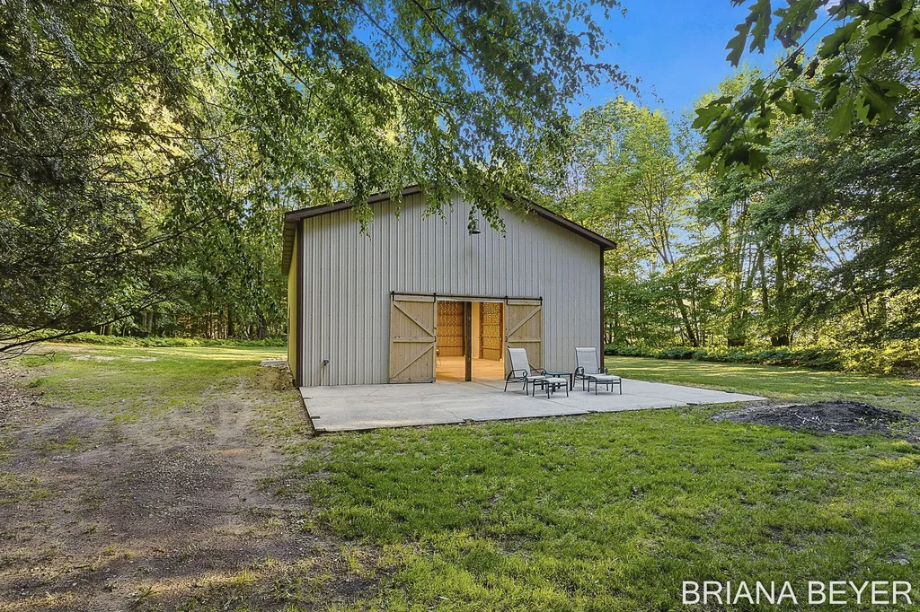 15353 Timber Ridge Lane Park Township MI 49424