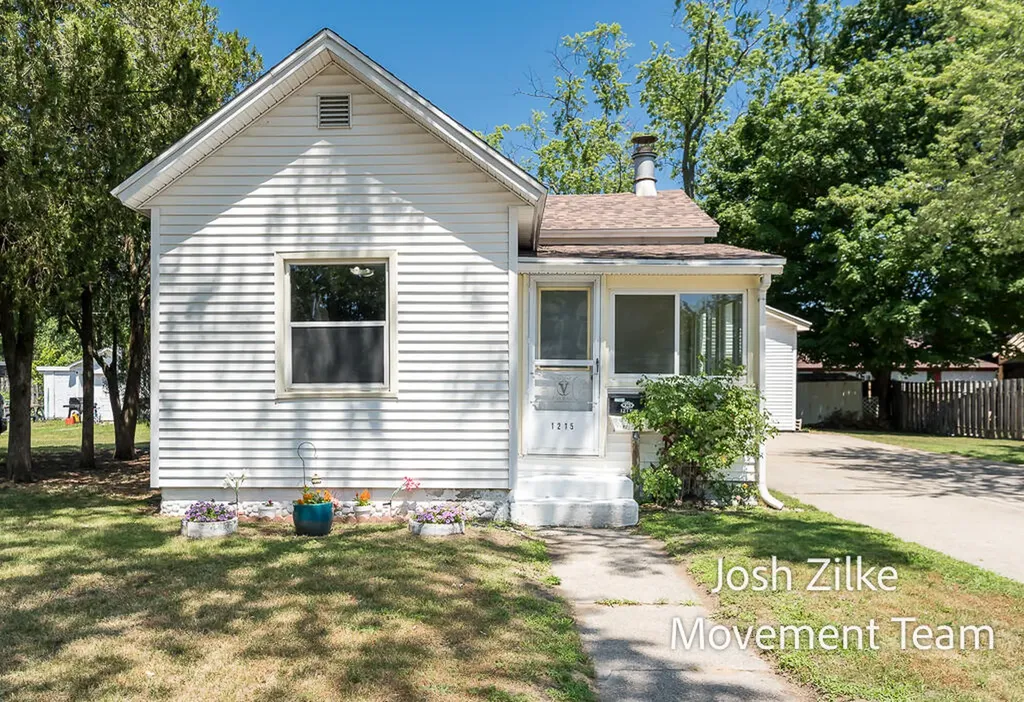 1215 Columbus Avenue Grand Haven City MI 49417