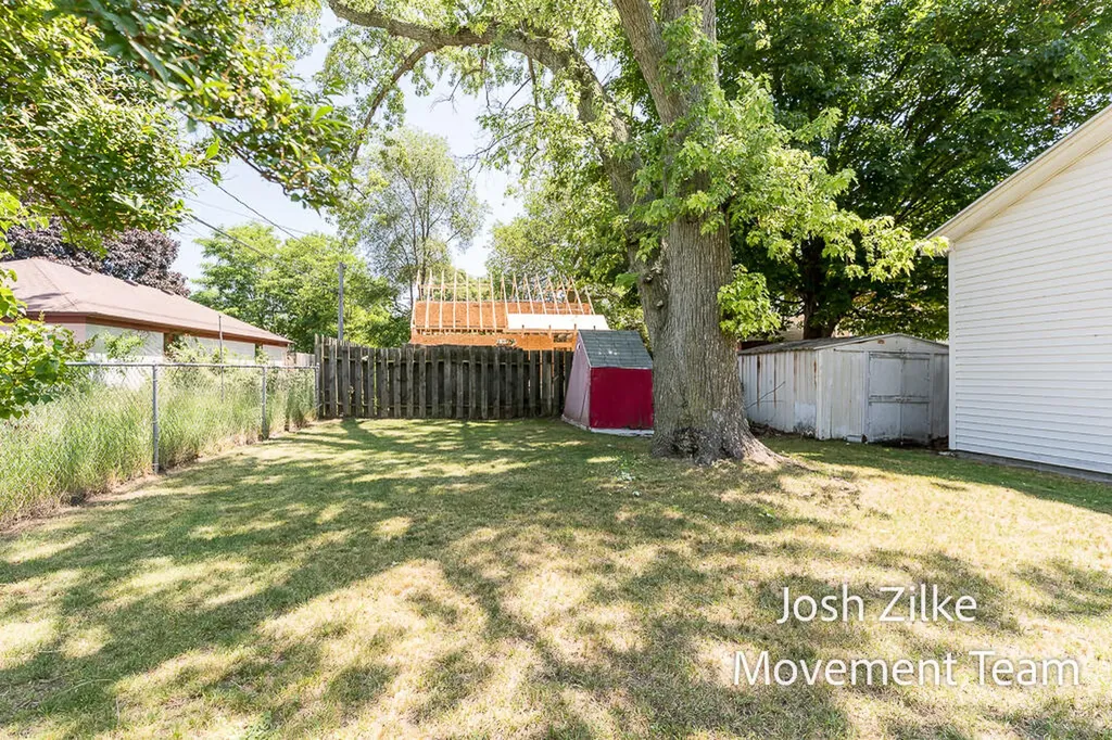 1215 Columbus Avenue Grand Haven City MI 49417