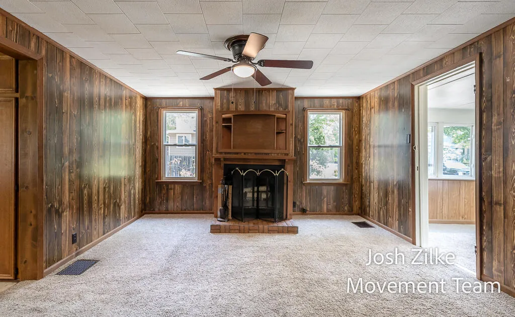1215 Columbus Avenue Grand Haven City MI 49417