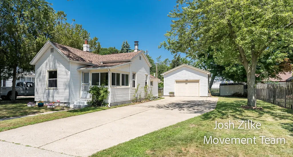 1215 Columbus Avenue Grand Haven City MI 49417
