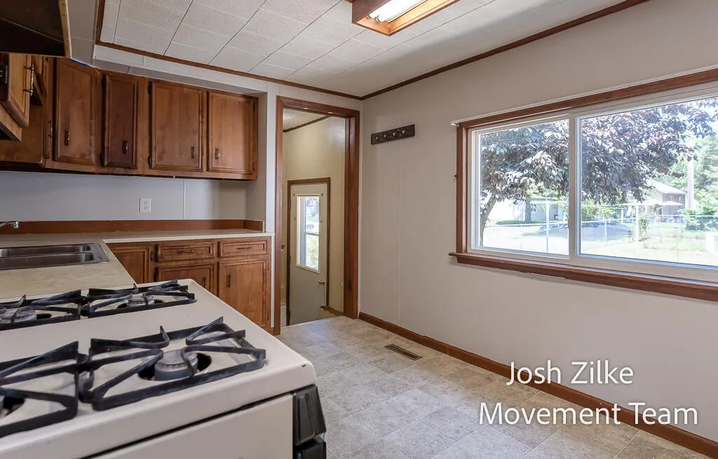 1215 Columbus Avenue Grand Haven City MI 49417