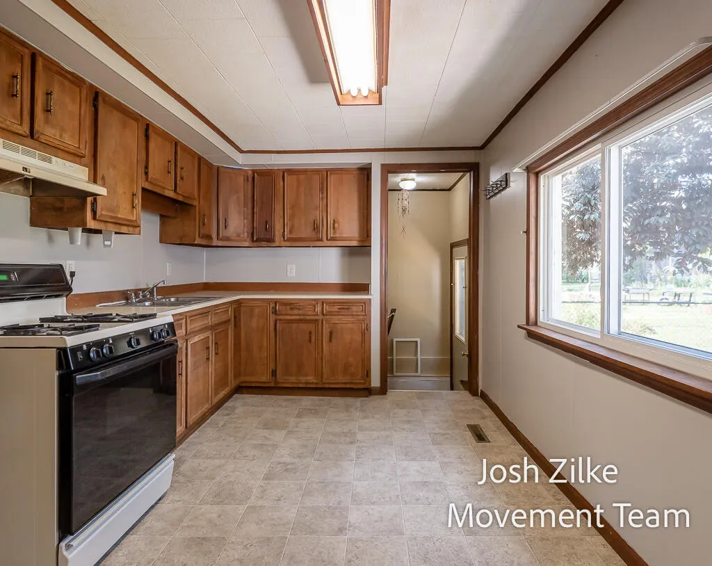 1215 Columbus Avenue Grand Haven City MI 49417